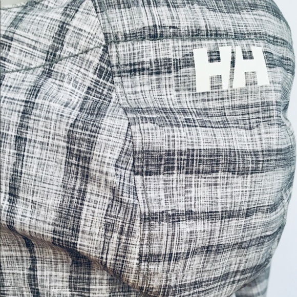 Helly Hansen Ladies Hooded Rain Coat - Picture 2 of 8